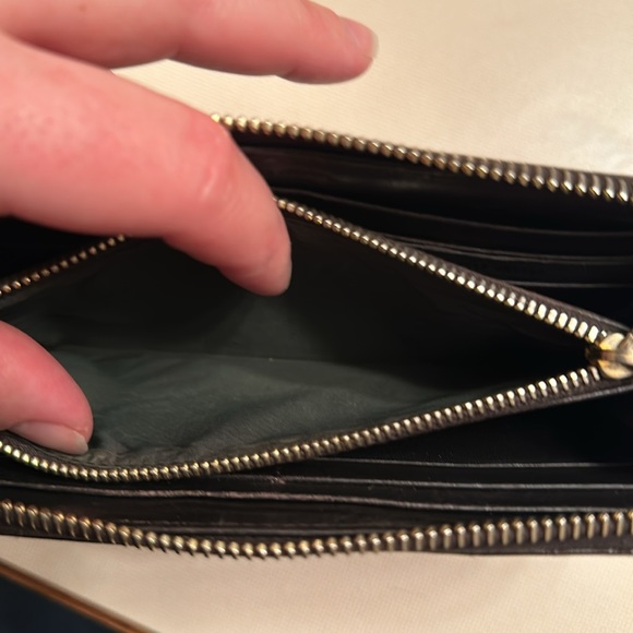 Miu Miu croc embossed wallet - Picture 10 of 10